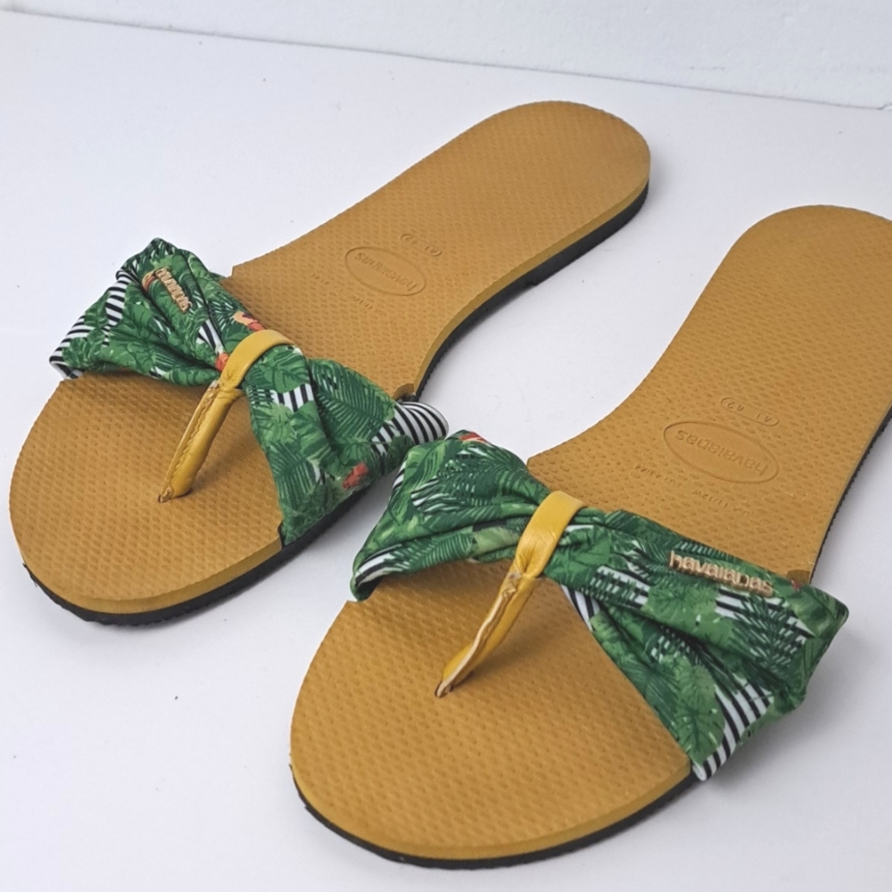 Havaianas tropical striped fabric yellow thong flip flops sz11-12